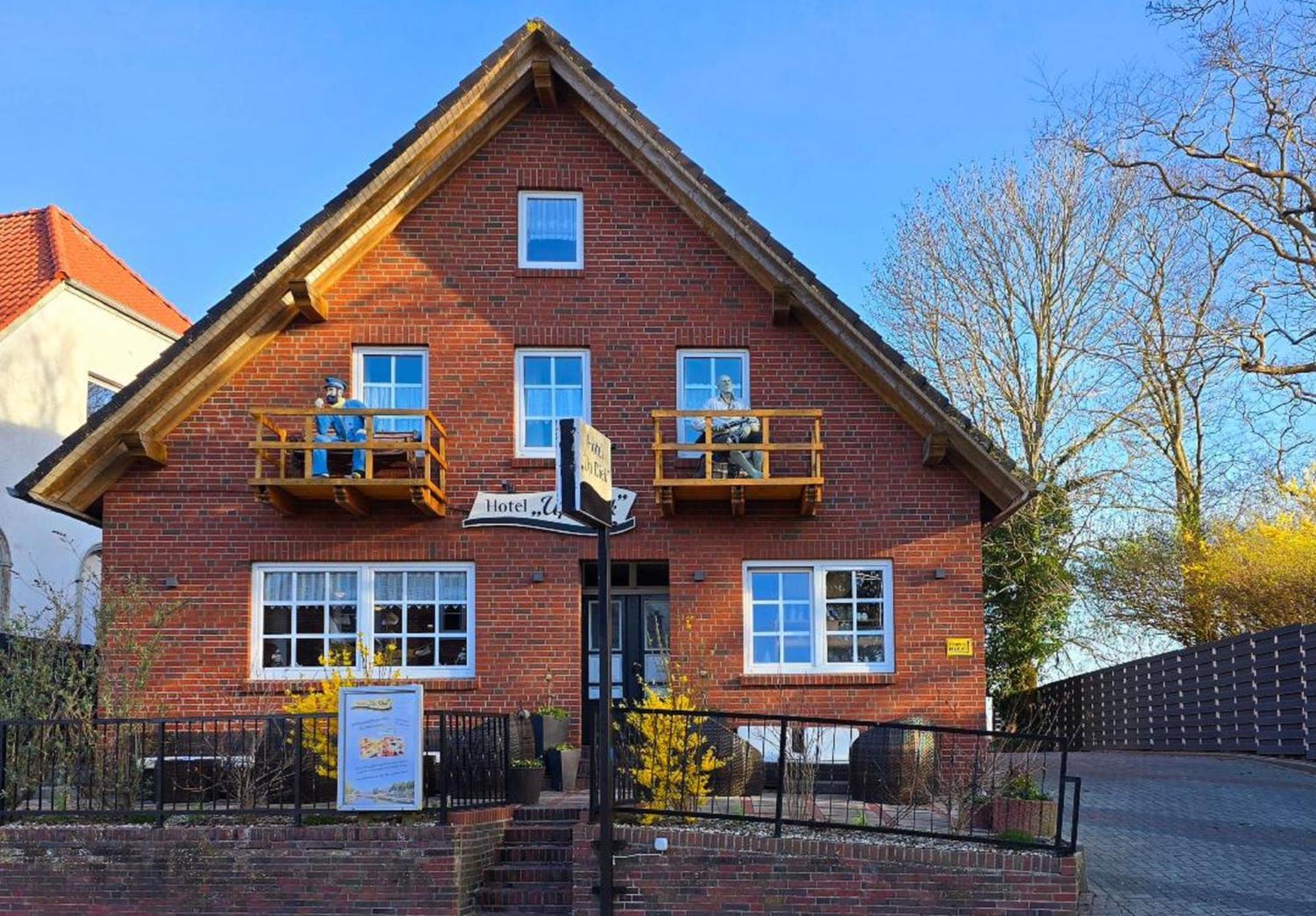 Hotel Up Diek Carolinensiel Exterior foto